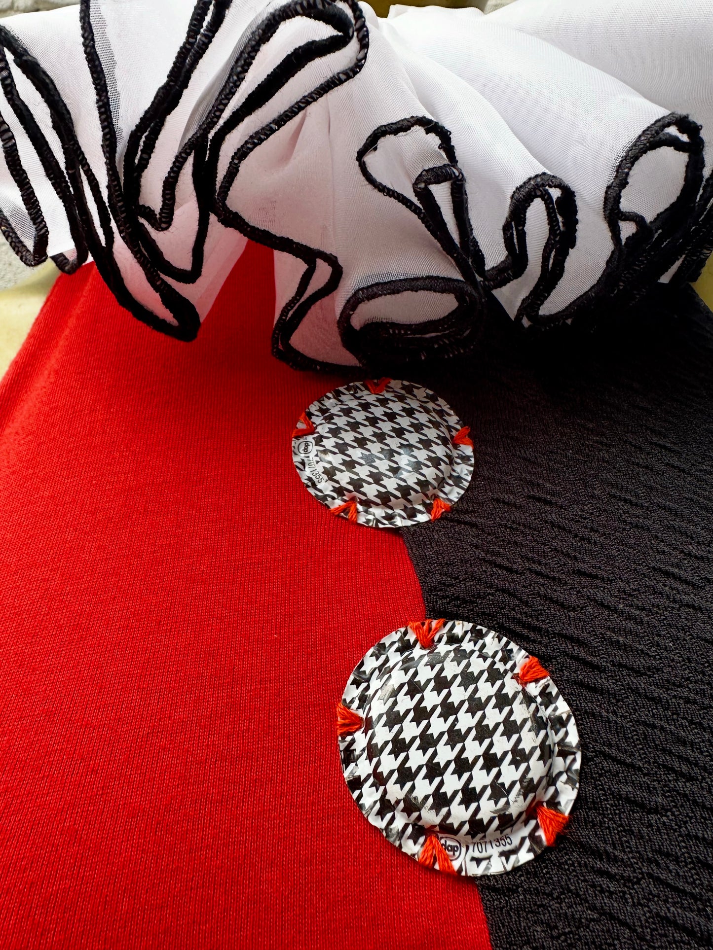 Red & Black Ruffle Neck Halter