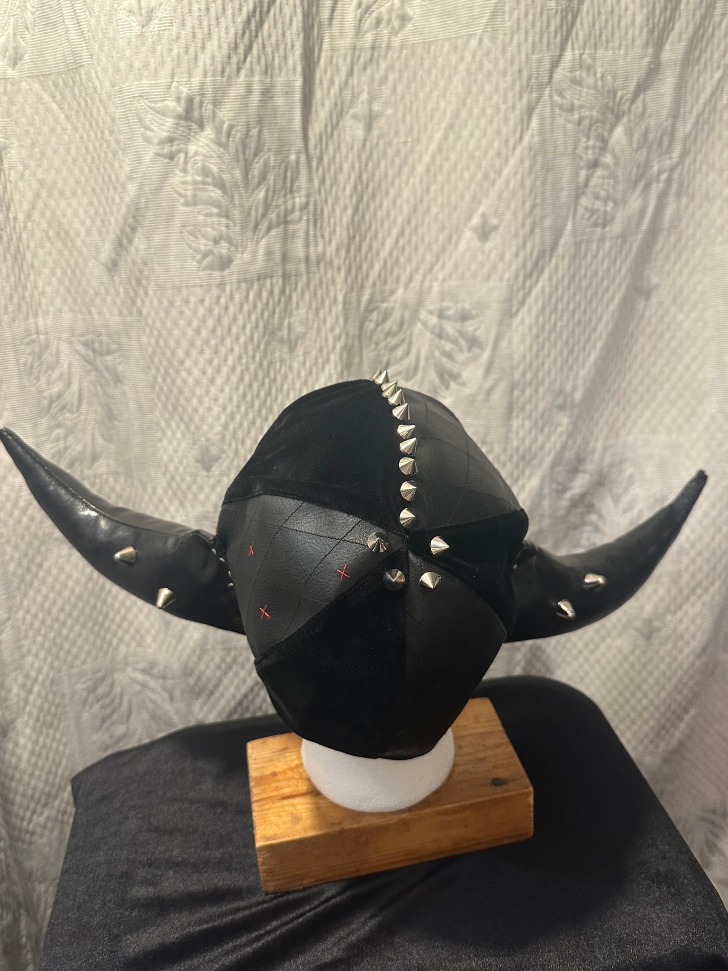 Joker Jester Cap Hat Bonnet Pussy Tattie