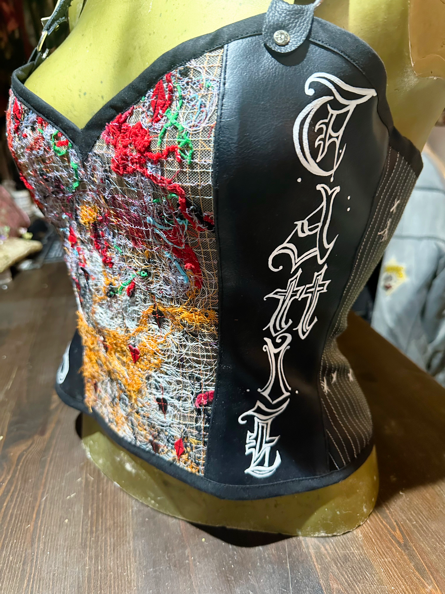 The Pussy Tattie - Black Corset