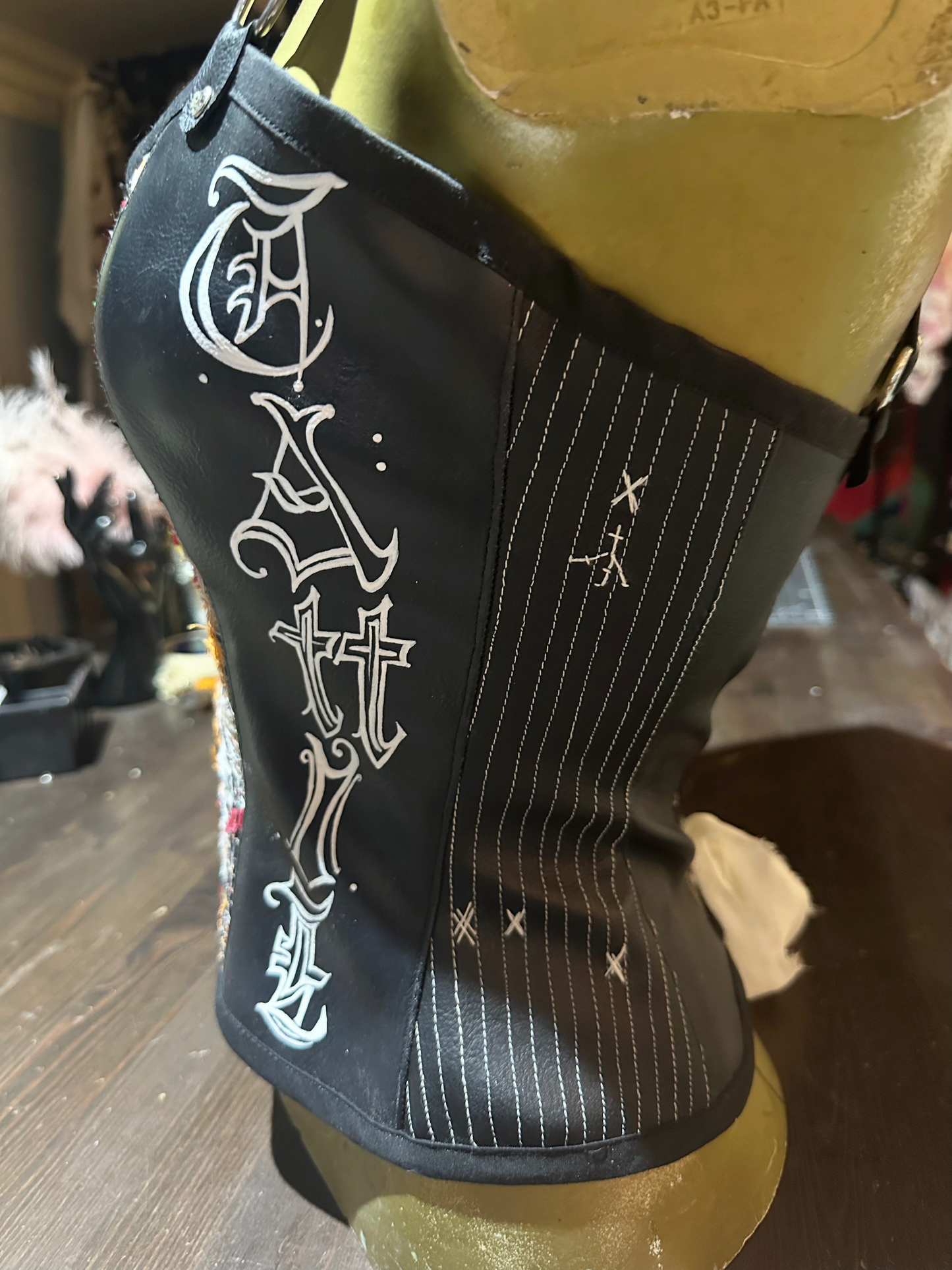 The Pussy Tattie - Black Corset