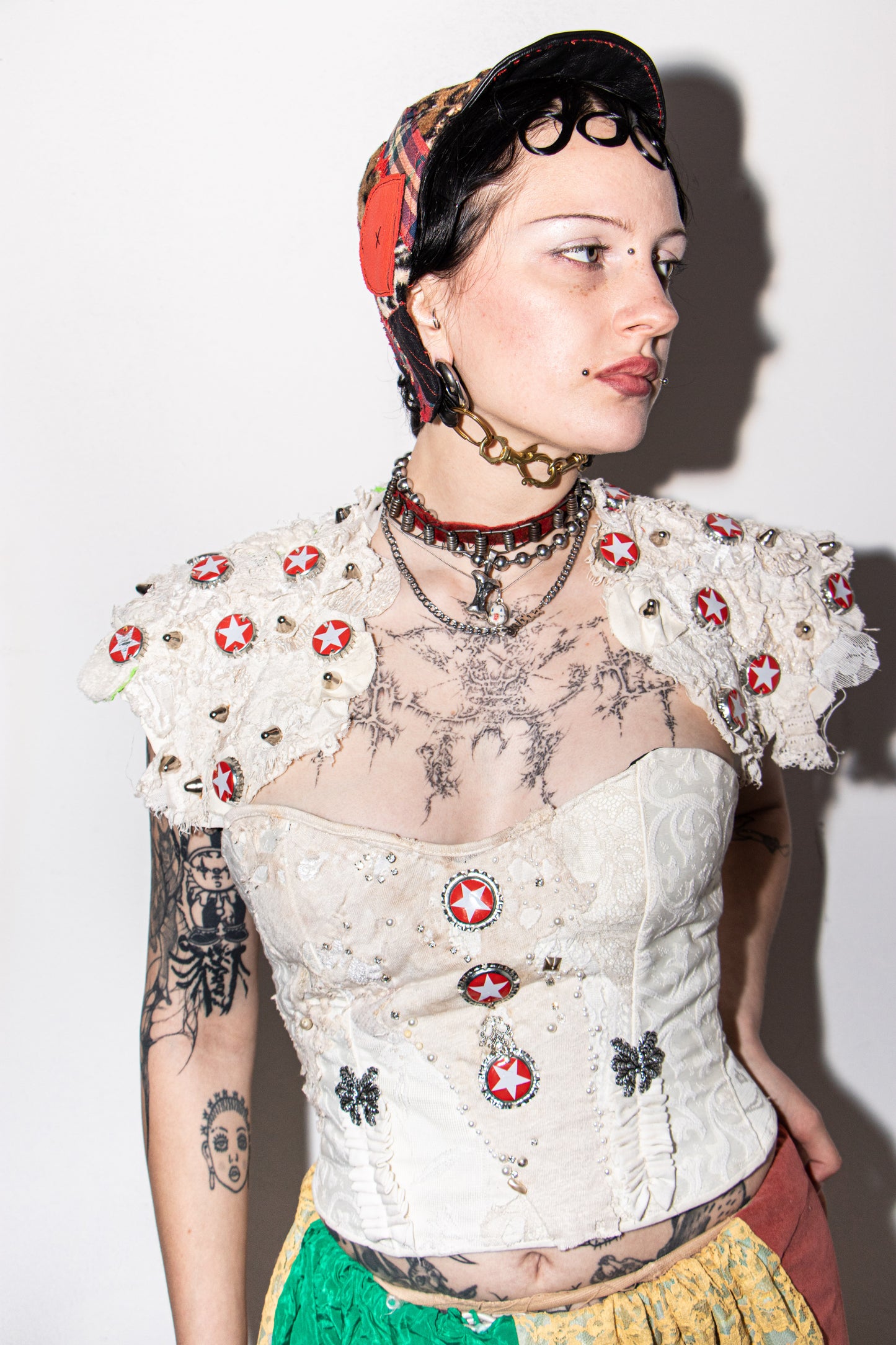 Cream star Corset Victorian pearls